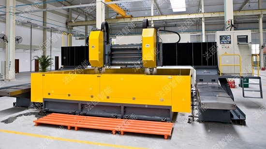 PM系列龙门移动式高速数控平面钻床