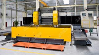 PM系列龙门移动式高速数控平面钻床